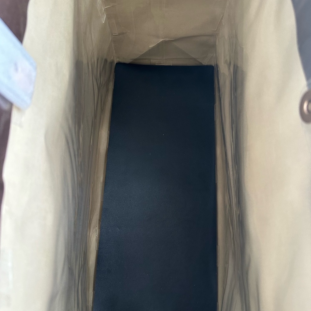 🔥Authentic Paper Bag Tote🔥 - Picture 5 of 10